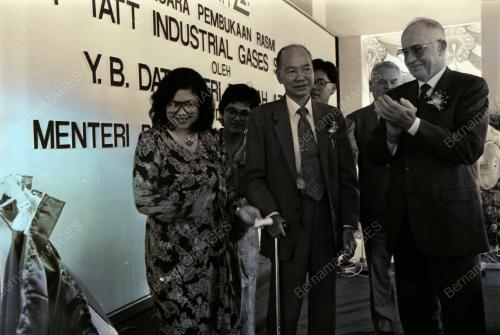 DATUK SERI RAFIDAH AZIZ