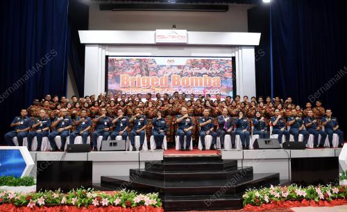 DATUK SERI TS MOHAMMAD HAMDAN WAHID