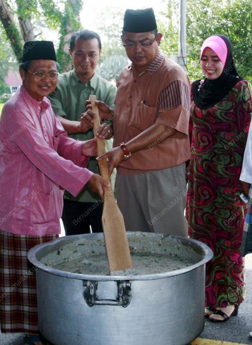 DATUK NOH OMAR