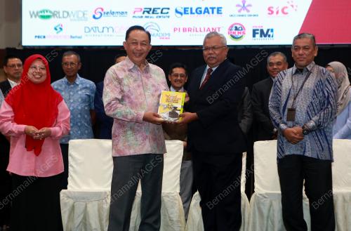 DATUK MAHMUD ABBAS
