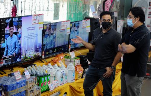 TINJAUAN ORANG RAMAI MENYAKSIKAN PEMBENTANGAN BELANJAWAN 2021