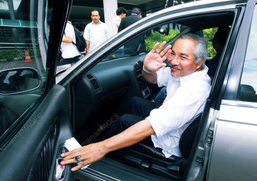 DATUK SERI KHIR TOYO