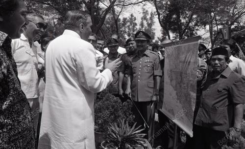 PRESIDEN PAKISTAN MUHAMMAD ZIA-UL-HAQ