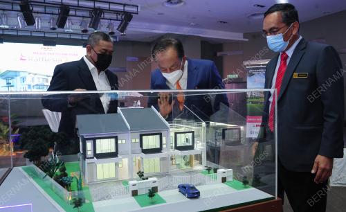 PELANCARAN PROJEK REFFLESIA 2 BERNAM JAYA