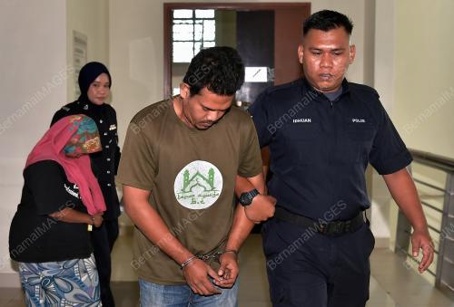 KES AMANG SEKSUAL SEPASANG SUAMI ISTERI