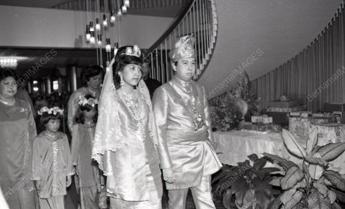 SG08_09012015_PERKAHWINAN_SULTAN