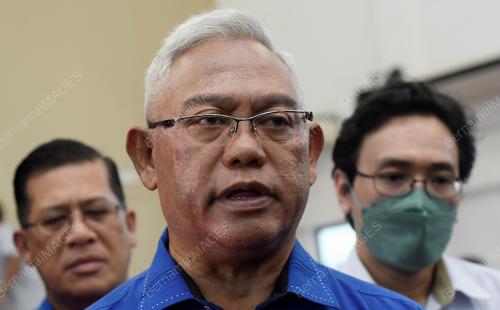 BANTUAN MANGSA RIBUT PARLIMEN TANJONG KARANG