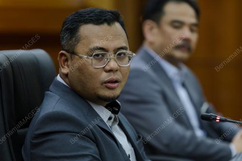 DATUK SERI AMIRUDIN SHARI