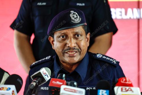 DATUK HUSSEIN OMAR KHAN