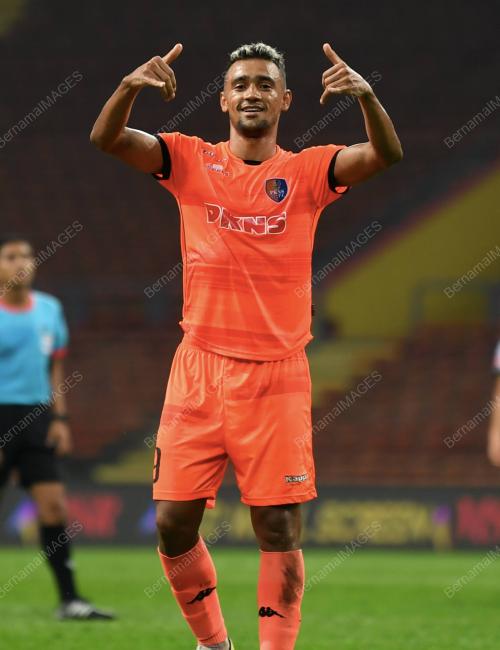 SG08_11072018_BOLA_BN201807092630