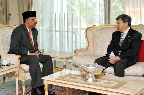 SG08_11102012_SULTAN_KSN