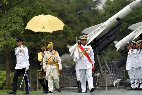 SULTAN SELANGOR SULTAN SHARAFUDDIN IDRIS SHAH