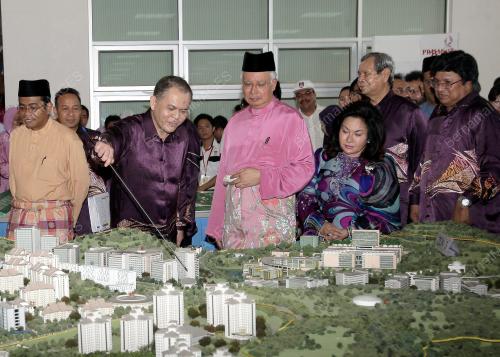 MOHD NAJIB TUN RAZAK