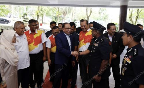 DATUK SERI ANUAR IBRAHIM