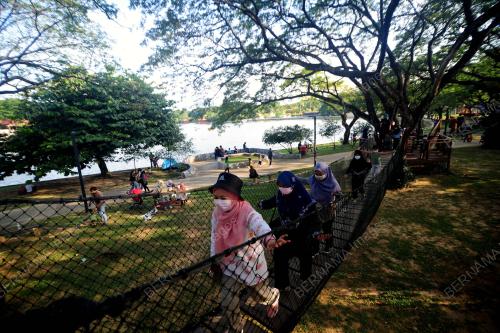 TINJAUAN AKTIVITI RIADAH BERSAMA KELUARGA