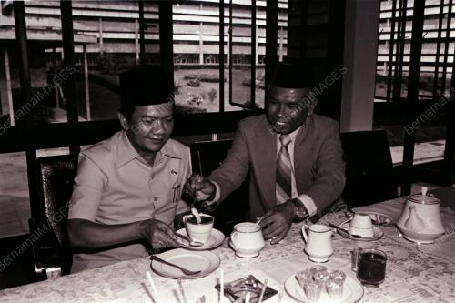 MENTERI UGAMA INDONESIA