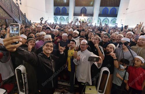 SOLAT SUBUH MACAM JUMAAT