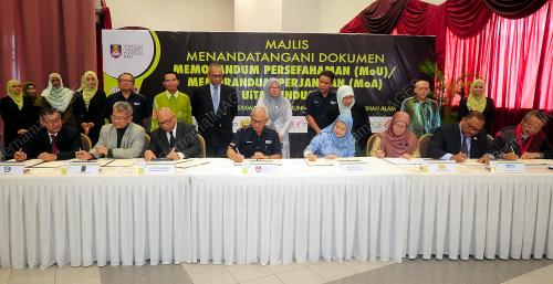 SG08_13062019_UITM_BN201906111766