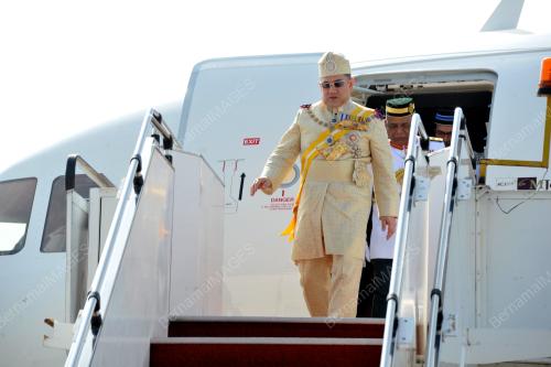 SG08_13122016_AGONG