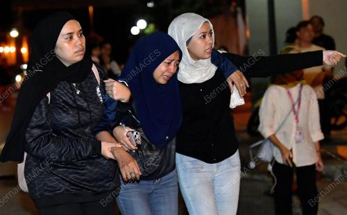 JENAZAH NIDZA AFHAM TIBA DI UNIT FORENSIK HOSPITAL SHAH ALAM