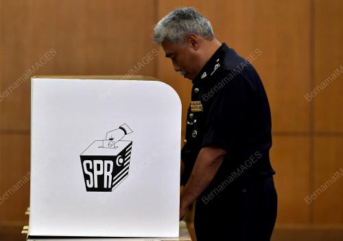 PERSIAPAN PETUGAS SPR BAGI UNDI AWAL