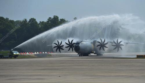 SG08_15032015_A400M