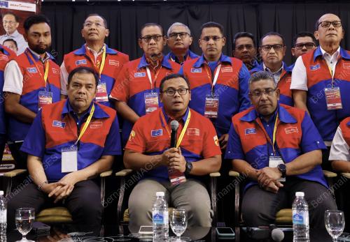 DATUK SERI AMIRUDIN SHARI