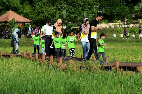 SG08_15102017_LARIAN_BN201710118184
