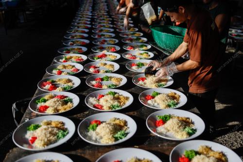 MAKAN BESAR TAHUN BARU CINA