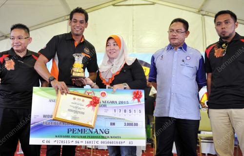 SG08_17052015_FIESTA_BELIA