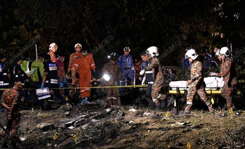 NAHAS PESAWAT TERHEMPAS DI ELMINA SHAH ALAM