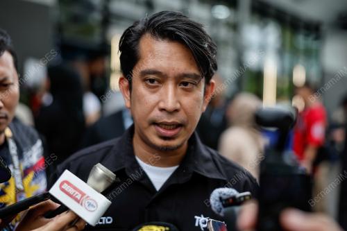 ADAM ADLI ABDUL HALIM