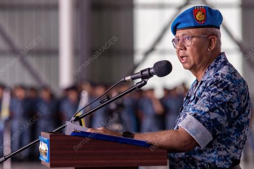 TAN SRI MUHAMAD NORAZLAN ARIS