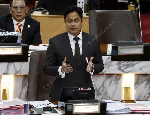 DR MOHAMMAD FAHMI NGAH