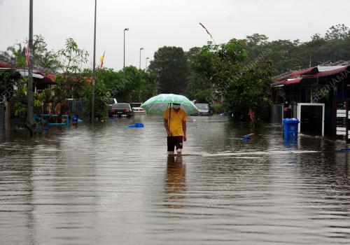 BANJIR KILAT SHAH ALAM