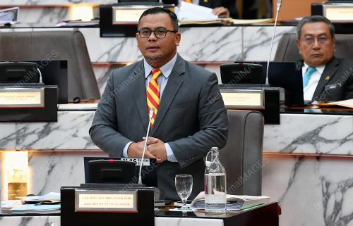 DATUK SERI AMIRUDIN SHARI