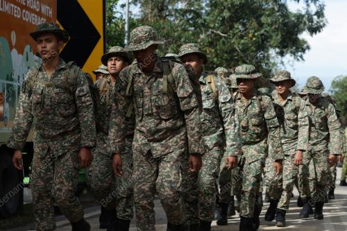 TANAH RUNTUH