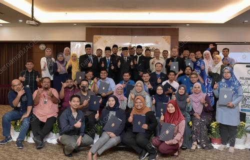 TAN SRI ABDUL AZIZ MOHD YUSOF
