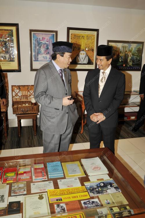 TUANKU MIZAN ZAINAL ABIDIN