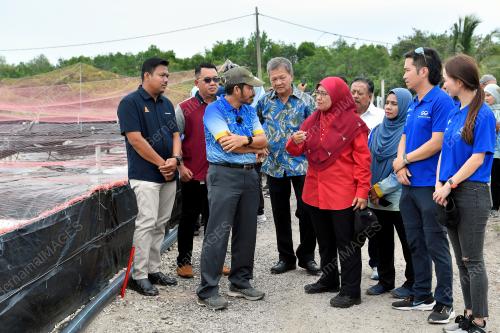DATUK SERI DR MOHD UZIR MAHIDIN