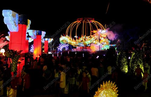 SG08_22012012_LIHAT_NAGA