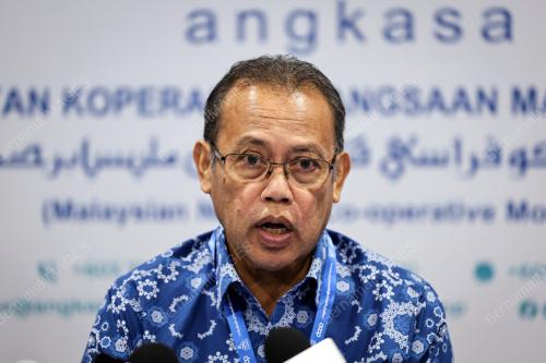 DATUK SERI DR ABDUL FATTAH ABDULLAH