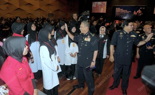 SG08_22092012_KEPOLISAN