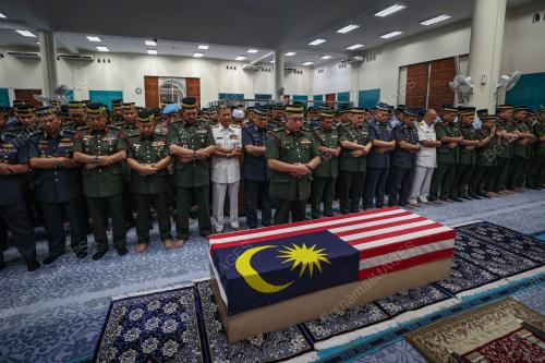 ALLAHYARHAMAH SARJAN FARIDAH