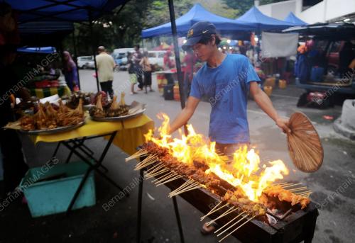 SG08_25102013_PASAR_MALAM