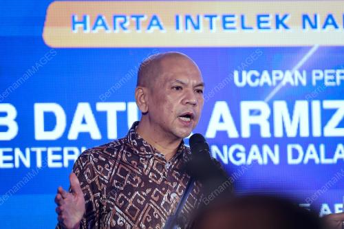 DATUK ARMIZAN MOHD ALI