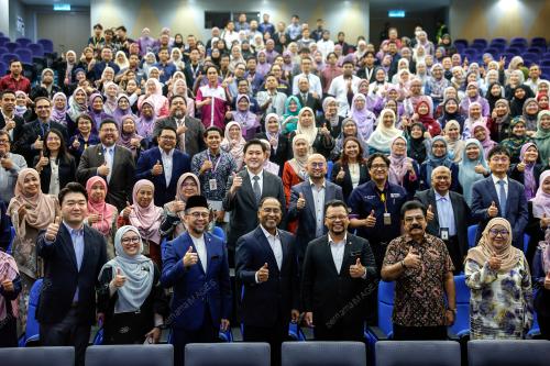 DATUK SERI DR ZAMBRY ABD KADIR