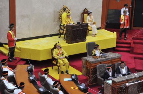 SG08_27032017_SIDANG_DUN