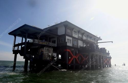 LAWATAN KE KELONG PARADISE