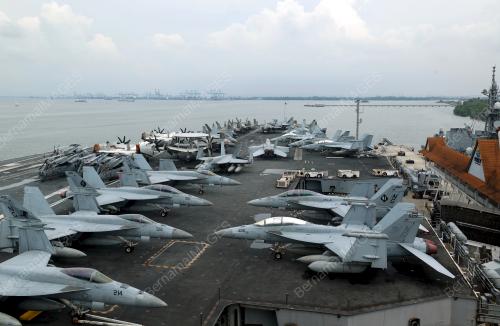 USS ABRAHAM LINCOLN